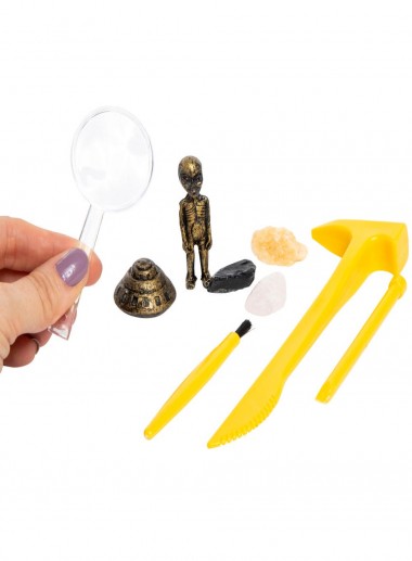 The dig team apollo moon - solar system dig site